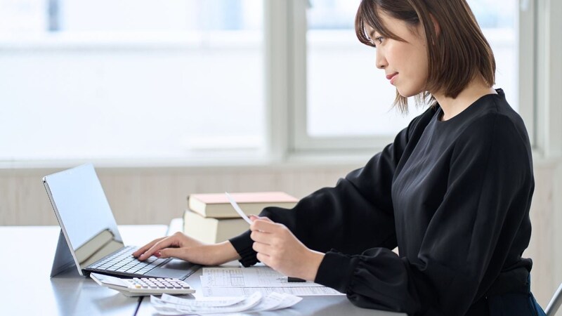 「会社員のアドバンテージ」を活かせるかは“選択”次第。賢く富を築くか、知らずにメリットを逃すか――同じサラリーマンでも将来の資産に「決定的な差」がつくワケ