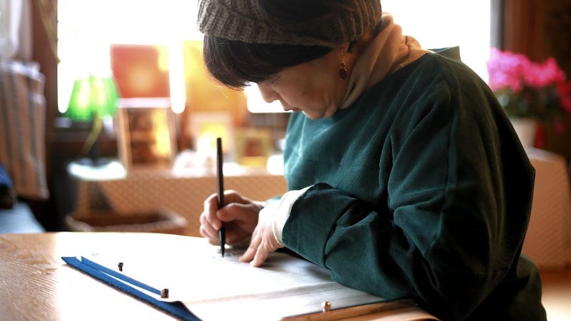 「俺をもう解放してくれ」定年直前の夫に、離婚を言い渡された60歳専業主婦。1億円のタワマンから築40年アパートへ…震える手で履歴書を書く〈孤独な夜〉【FPが解説】