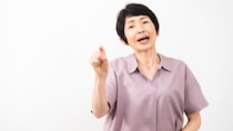 繰り下げれば年金は増えるって言ったよね！69歳女性「月17万円」もらえるはずが、年金事務所で知る「本当の年金額」に撃沈