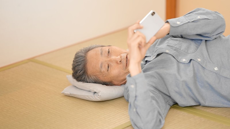 ダラダラするのが至福だったのに…年金14万円、退職金と貯金で2,100万円の73歳元サラリーマン「出不精だし物欲もないからお金には困らない」はずが老後破産。〈予想だにしなかった原因〉【FPが解説】