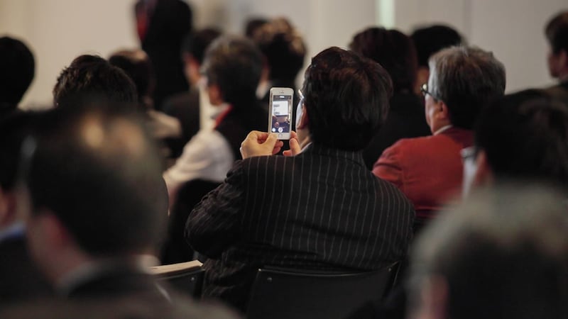 あなたは誰？…マンションの修繕会合に紛れ込んだ“見知らぬ男”の正体。実際にあった「悪質コンサル」の狡猾な手口【1級建築士が警告】