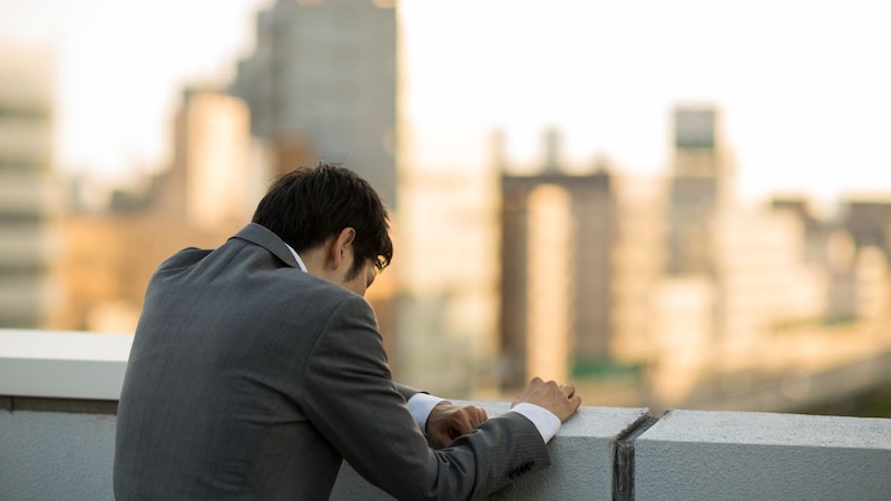 だって便利だったから…社会人2年目の会社員が、あっという間に〈返済月20万円超〉の多重債務者に転落したワケ
