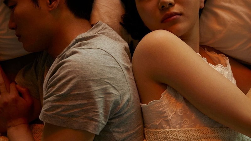 「今の稼ぎじゃ子どもなんて絶対にムリ」夫の言葉に24歳妻は涙…〈世帯年収700万円〉でも“親になること”を先送りにする切実なワケ