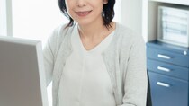 「本当にせいせいしました」職場では“除け者”扱いの53歳女性が下した決断。早期リタイアの〈退職金2,200万円〉で手にした、一足早い「悠々自適な老後」