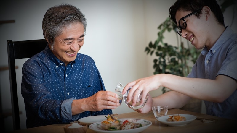 庶民が大金を持ってもロクなことがないですね…「退職金2,500万円」「貯金6,000万円」60歳元公務員の後悔。原因は“実家近くに家を建てた”36歳長男の存在【CFPの警告】