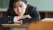 やりたいこともなかったけど、みんな行くから「なんとなく大学進学」で背負った奨学金350万円…私立大学出身の女性、返済開始から17年。39歳になってもまだ苦しみ続ける理由