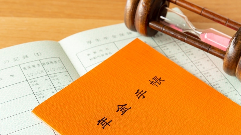 「しなきゃよかった…」年金月17万円・60歳元サラリーマンが「年金繰上げ」したら？80代で訪れる〈まさかの結末〉【CFPが「繰上げ受給」の損益分岐点を解説】