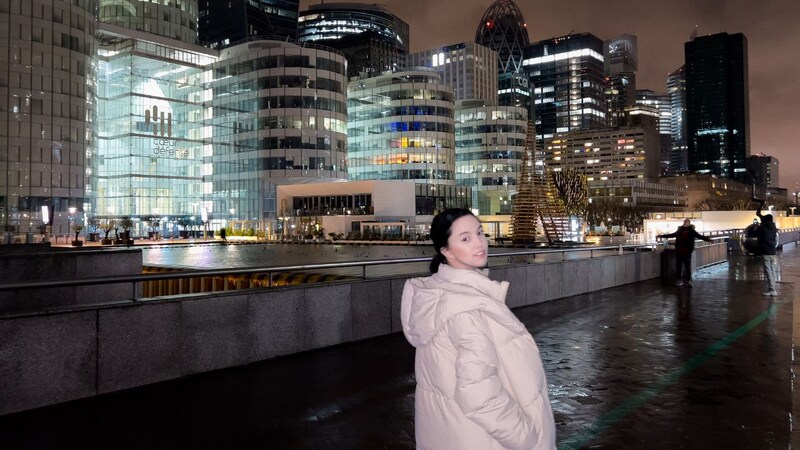 「家事は、自分でする必要はない」24時まで働く“4児の母”が、平然とキャリアを築ける納得の裏側。仏では〈ヘルパー代の50％〉が税金で戻る驚きの仕組み【元マッキンゼー・パリのコンサルが解説】