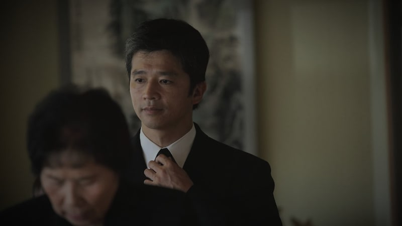 どうか、夢であってくれ…年収800万円、都内在住の56歳男性が「80歳父の訃報」を受け1年ぶりに帰省→葬儀後に激昂したワケ。原因は「尊敬していた父の“置き土産”」【弁護士の助言】