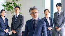 多くの社長が自社の社員に「バレたくない」と隠している秘密…経理にすら通帳を隠し、一人でこっそり振込をこなす経営者の孤独