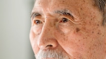 “年金月24万円・退職金3,500万円”真面目一徹63歳元校長夫は目覚めてしまった…「ずっと憧れてたんだ」の一言から大暴走。妻は夫をタコ殴り、息子は思考停止、半年で溶かした〈貯金額〉【FPが解説】