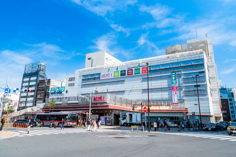 （目黒駅西口／PIXTA）