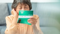 「貯金が多いほうが損するなんて」…同じ特養なのに施設料「年80万円以上の差」に唖然。年金月12万円・74歳女性が嘆く“貯蓄の壁”という落とし穴【FPの助言】