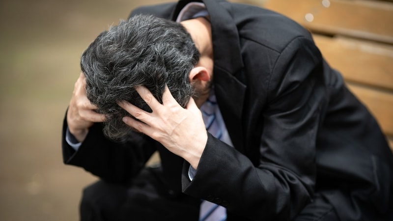 まさか金目当てだったなんて…「退職金2,400万円」60歳男性が奪われた〈老後資産1,200万円〉。熟年離婚の孤独を狙った「ロマンス詐欺」の悲劇