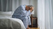 ▼老後は安泰になるはず…「年金繰下げ受給」で〈19万円→27万円〉に増額の71歳男性。70歳まで働き続けるも「早く辞めればよかった」と後悔したワケ