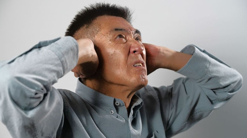 「いますぐこの家を出ていけ！」70代両親、年金300万円で〈無職の36歳シングルマザーの娘と幼い孫〉を支えるも…父が初めて怒鳴った日。泣き崩れた娘が、3ヵ月後に気がついたこと【FPが解説】