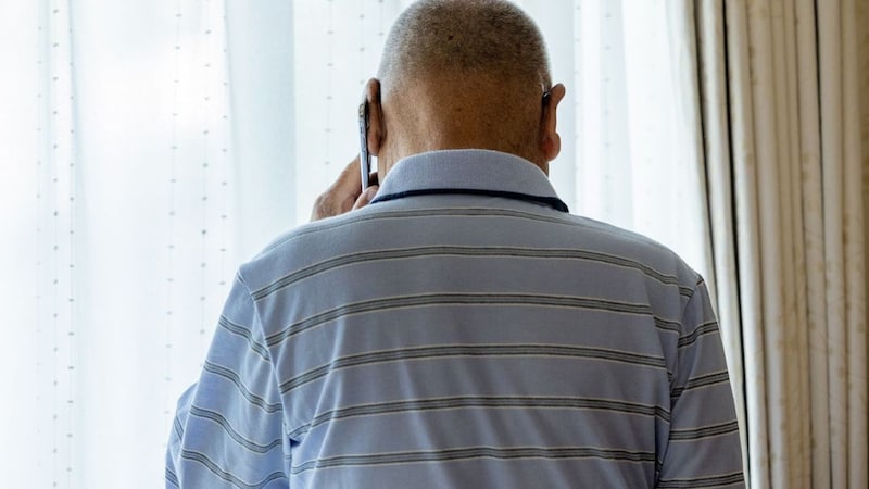 65歳男性「あれ、年金が少ない…?」定年退職後に時給3,000円で〈月48万円〉稼ぐも…年金事務所で告げられた「年金カットの理由」