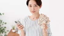 「5万円給付」は生活費に消えるのか、それとも貯蓄に回るのか――浮上する“3段階経済対策論”