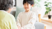 もう来なくていい、と言ったけれど…年金月14万円の72歳主婦、「疲れた」と遠ざけた孫の来訪。後悔が押し寄せた「友人の言葉」