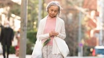連休は誰も帰ってこないの…〈年金月13万円〉72歳女性、ゴールデンウィーク、住み替えた「シニアマンション」で一人過ごす孤独の実態
