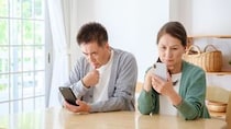 「いつまでいるんだろう…」〈年金月24万円・貯蓄3,600万円〉65歳夫婦。離婚した長女の“出戻り同居”から1年…静かに崩れた老後設計