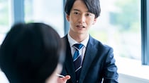 「これまでのやり方が通用しなくなってきた…」大手でトップだった40代営業職が覚えた、AI時代の危機感。黒字でもリストラされる時代に、“生き残る人”が上司との面談でぶつける〈一つの質問〉
