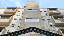 『いつか高値で売れる』と信じて富士山近くのリゾートマンションを売らなかった年金暮らしの85歳父…1DK「8万円」「30万円」の超低価格、バブルの残骸に51歳息子、撃沈