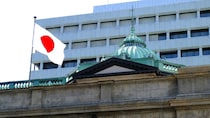 株もドルも、本当に上がったぞ！ …アベノミクスで起きた「不思議な出来事」。日銀総裁の自信に満ちた記者会見の裏側【経済評論家が解説】
