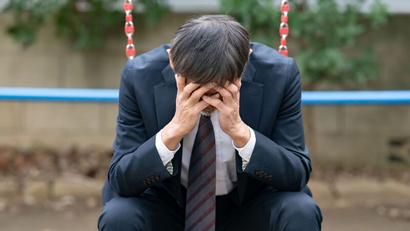 お金も時間もあるのに…〈資産9,800万円〉55歳独身男性の悩み。〈資産1億円〉達成間近も「毎日が退屈すぎる」と絶望するワケ【CFPが解説】