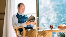 「新NISAに全振り？おやめなさい」…“資産2億円”を築いた76歳祖父。手取り24万円から月10万円を入金・投資に夢中の25歳孫を止めたワケ【FPが解説】
