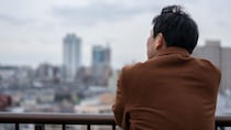 【韓国の自殺死亡率】OECD加盟国でワースト1位…80代以上の自殺死亡率が突出している背景にある「子ども世代の経済事情」
