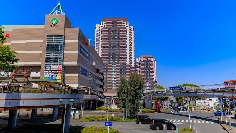 すべてを犠牲にして住んでいる…千葉タワマンで暮らす世帯年収1,300万円の42歳夫婦、家計が崩壊しても「売却できない」切実な事情