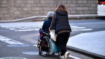 「空きが出るまで待てなかった」…〈特養待機3年〉年金11万円の82歳母、入れなかった施設への後悔と娘の決断