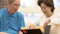 「何これ…」〈年金月18万円・67歳主婦〉が荷物を開封して凍りついたワケ。穏やかなセカンドライフに影を落とすことになった、長男の嫁から届いた〈意味不明な郵便物〉