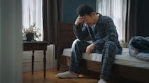 「感謝されると思っていた…」銀婚式前日、52歳専業主婦妻が去った。午後3時のマイホーム、月収78万円・54歳夫がパジャマで呆然、カーテンは閉まったまま