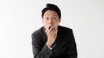 ▼「お母さん、これ、どうしたの…？」〈年金月15万円〉80歳母の変わり果てた姿に50歳長男が絶句。半年ぶりの帰省で目の当たりにした「まさかの惨状」