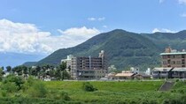 「日本の不動産はバーゲンセール」経営者が夜逃げした“バブルの残骸”を中国勢が次々と買収…石和温泉の4軒に1軒が中国資本、「客の8割が中国人」のホテルも出現