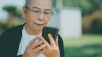 「ありがとうの一言もないの？」…年金13万円・74歳女性が「孫の学費100万円」を援助。48歳息子から放たれた〈非情な本音〉【CFPの助言】