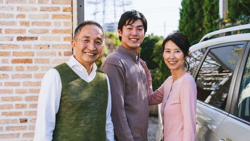 住民税非課税世帯じゃないと、2倍のお金を支払うことに…年金生活の親が「社会人の子の“住民票”」をそのまま放置しておくリスク。解決策は「世帯分離」【社労士の助言】