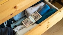 「8,000万円のタンス預金」夫の死後、追徴課税を受けた妻と長男…税務署に“バレる”ワケ