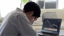 「配当金で年金を補うはずが…」新NISAで〈米国高配当株〉を買い続けた50代サラリーマン。「取得価格0円」で“強制退場”させられたワケ【CFPが解説】