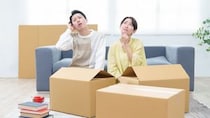 「郊外の4LDK庭付き一軒家」を購入した世帯年収1,100万円・30代夫婦の誤算。5年後、「都心のタワマンにしておけば…」と頭を抱えたワケ