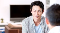 開いた口が塞がらない…お盆に帰省した35歳息子の〈仰天告白〉。年金月28万円・60代夫婦の「安泰な老後」が台無しになったワケ【CFPの助言】