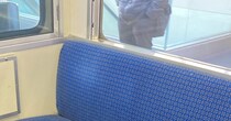電車の中で発見された「おとしもの」に13万人動揺　「声出してワロタ」「ウチのかも！！！」