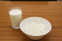 「ご飯が牛乳に合わない」？ そんなわけないだろ！と断固主張する