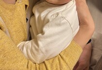 「家族4人での食事中『何かおかしい』と言い出した母。抱いていた娘を私に預けた直後...」（千葉県・40代女性）