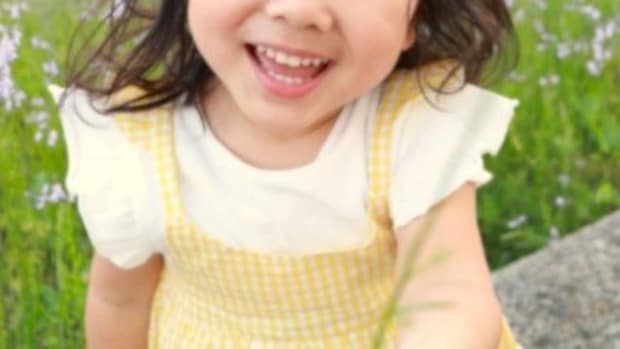 幼い娘が...(画像はphotoAC)