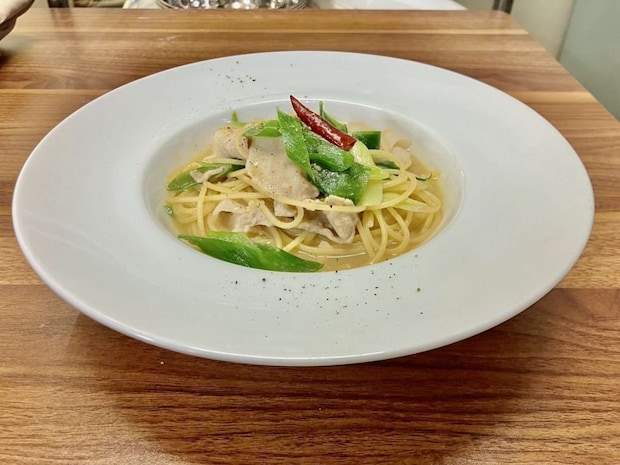 「こってりペペロンチーノ」（画像提供：天下一品グループ）