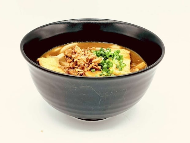 「こってり仕込みのカレーうどん」（画像提供：天下一品グループ）