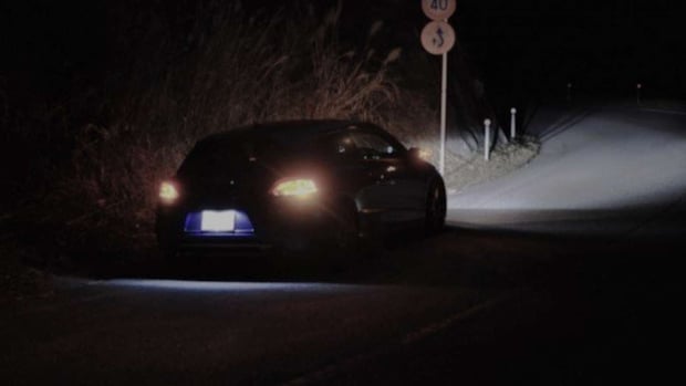 車に乗せてくれたのは（画像はphotoAC)